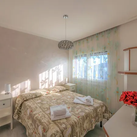 Pe-05a By Interhome Appartement Peschiera del Garda