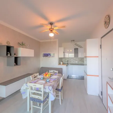 Apartament Pe-05a By Interhome